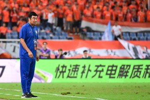 FB体育app下载-足球报：韩鹏真实定位只是俱乐部员工，并非独立的教练团队领导者